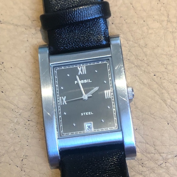 Fossil watch good working condition - Picture 7 of 7